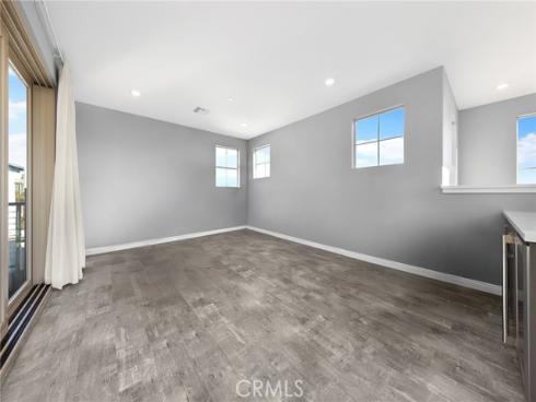 115 Frame , Irvine, CA