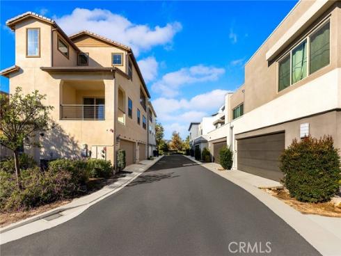 115 Frame , Irvine, CA