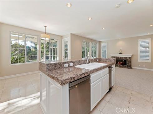 8 Nidden , Irvine, CA