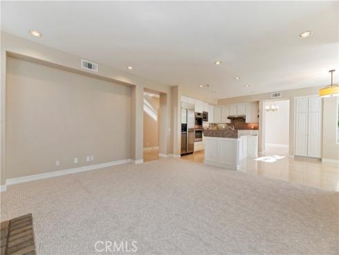 8 Nidden , Irvine, CA