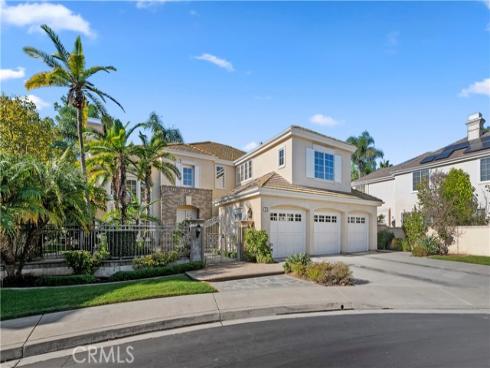 8 Nidden , Irvine, CA