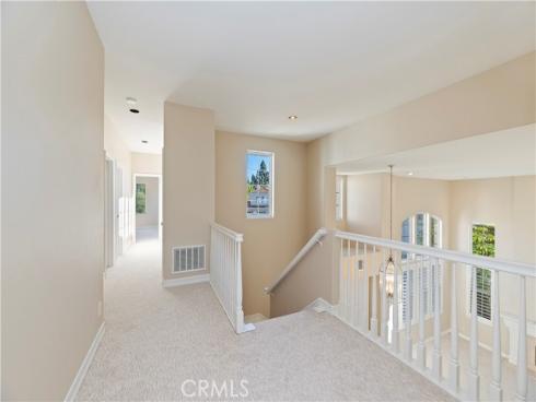 8 Nidden , Irvine, CA