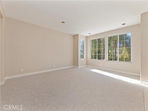 8 Nidden , Irvine, CA