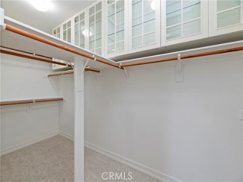 8 Nidden , Irvine, CA