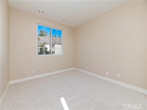 8 Nidden , Irvine, CA
