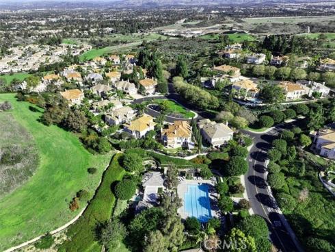 8 Nidden , Irvine, CA