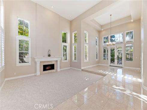 8 Nidden , Irvine, CA