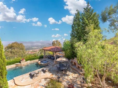 21 Ridgeview , Irvine, CA