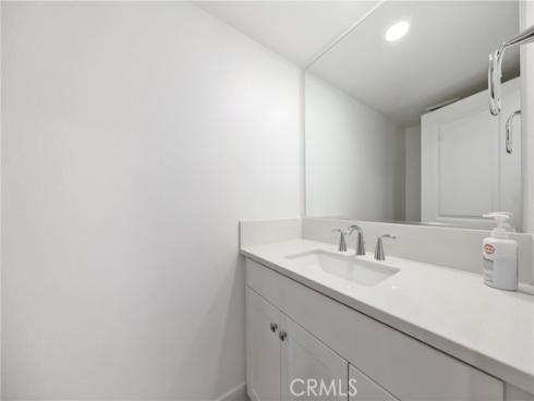 322 Proctor , Irvine, CA