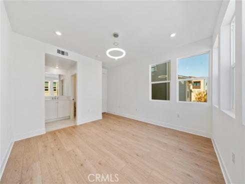 322 Proctor , Irvine, CA