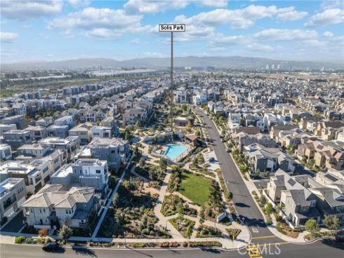 322 Proctor , Irvine, CA