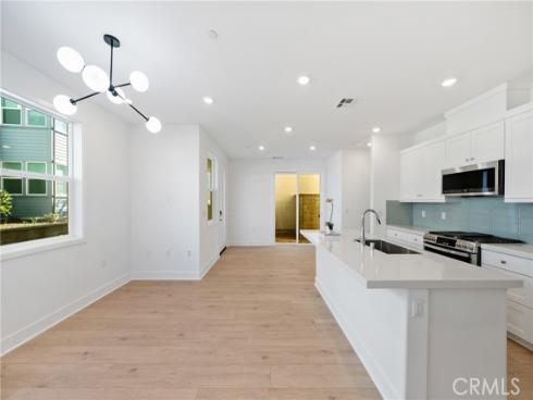 322 Proctor , Irvine, CA