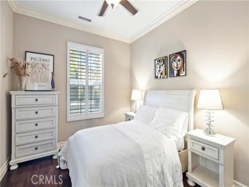 19 Inglenook , Irvine, CA