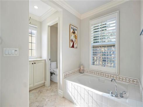 19 Inglenook , Irvine, CA