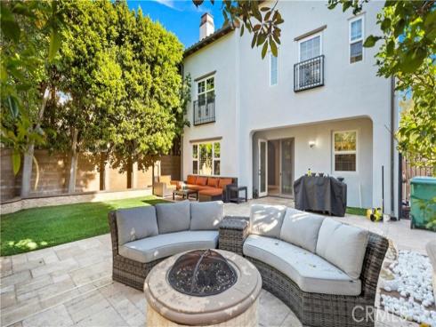 19 Inglenook , Irvine, CA