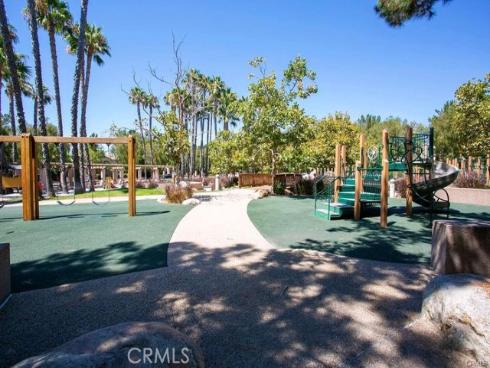 19 Inglenook , Irvine, CA