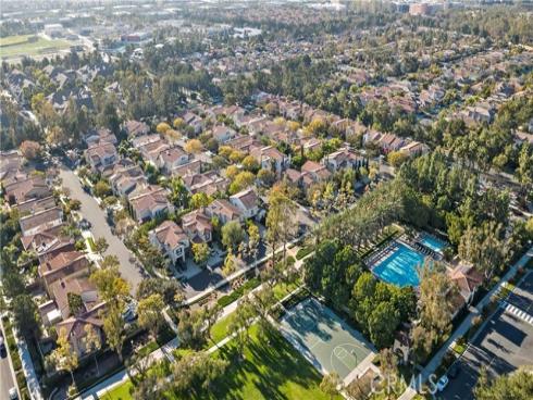 19 Inglenook , Irvine, CA