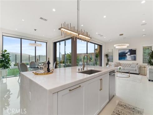 115 Sky Hts , Irvine, CA