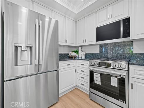 19 Las Brisas 10 , Irvine, CA