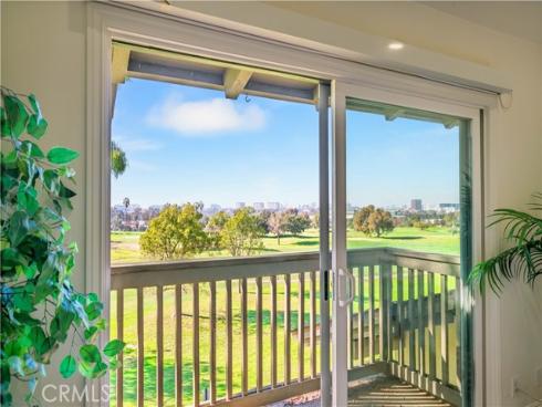 19 Las Brisas 10 , Irvine, CA