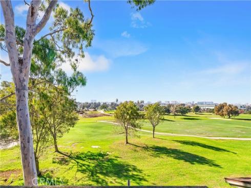 19 Las Brisas 10 , Irvine, CA