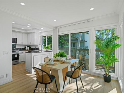 19 Las Brisas 10 , Irvine, CA
