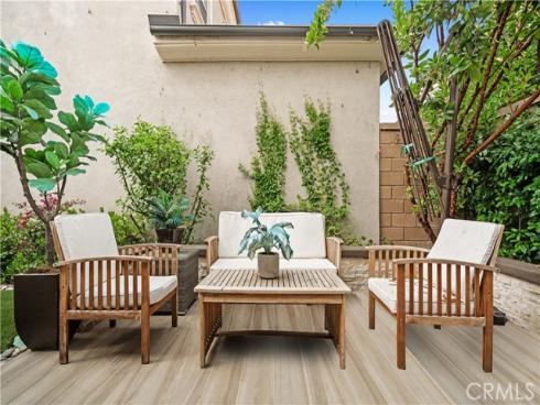 67 Runner , Irvine, CA