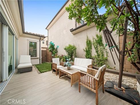 67 Runner , Irvine, CA