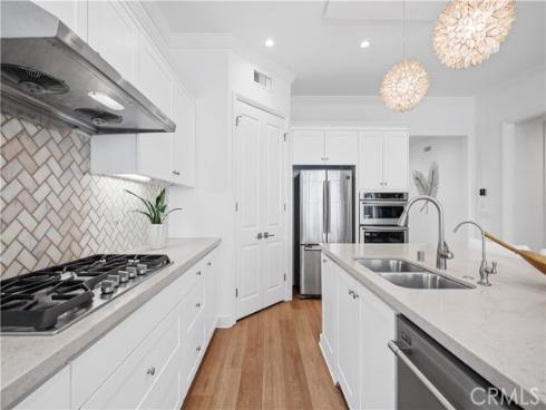 67 Runner , Irvine, CA