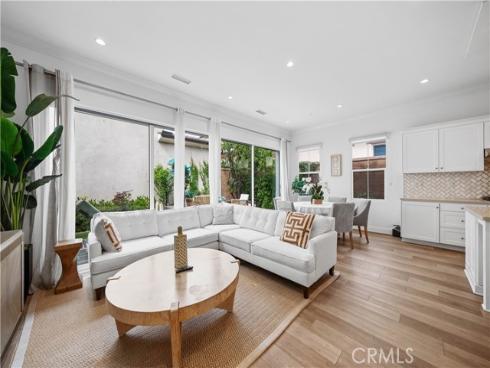 67 Runner , Irvine, CA