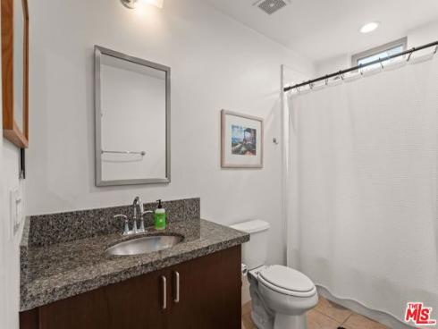 25 Delancy , Irvine, CA