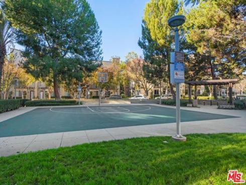 25 Delancy , Irvine, CA