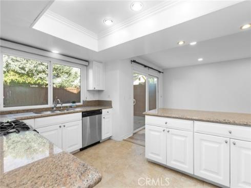 7 Chattanooga , Irvine, CA