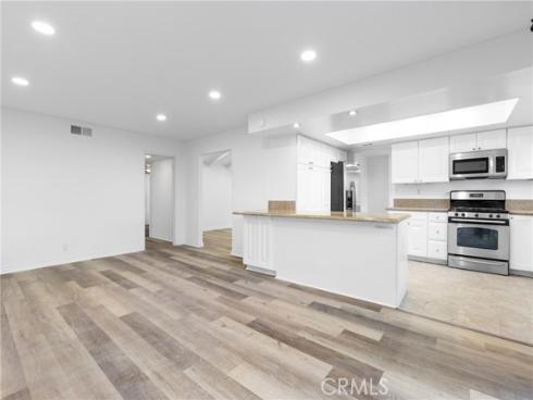 7 Chattanooga , Irvine, CA