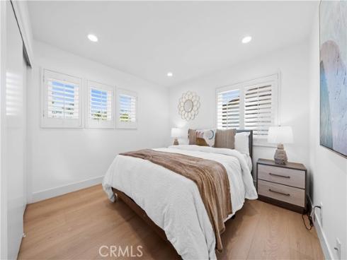 33 Winterfield Road, Irvine, CA