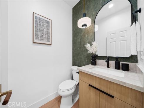 33 Winterfield Road, Irvine, CA