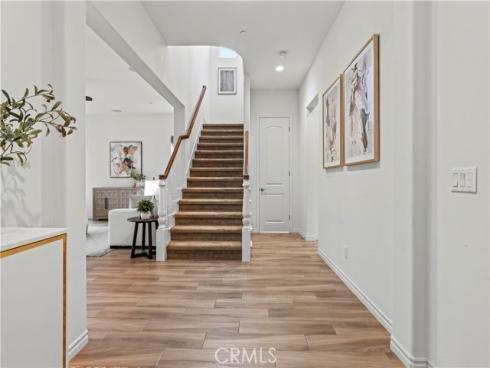 164 Newall , Irvine, CA