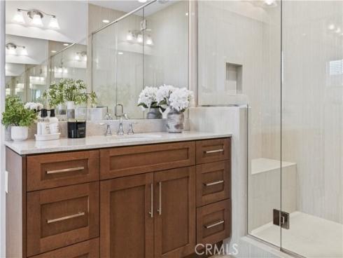 164 Newall , Irvine, CA