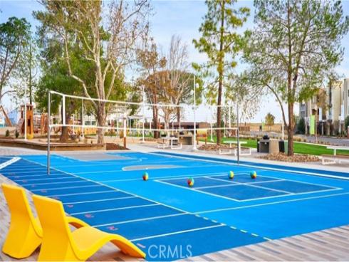 652 Sonia , Irvine, CA