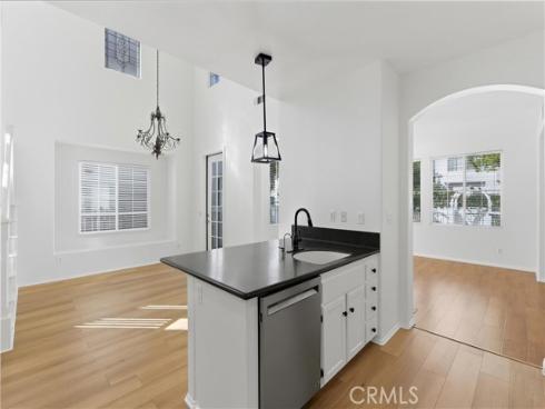 55  Essex  , Irvine, CA