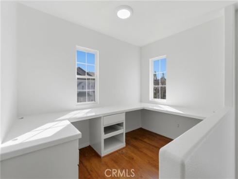 55  Essex  , Irvine, CA