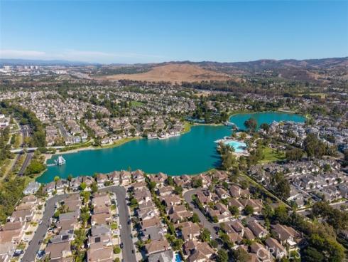 12 Woodleaf , Irvine, CA