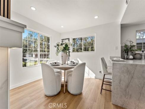 12 Woodleaf , Irvine, CA