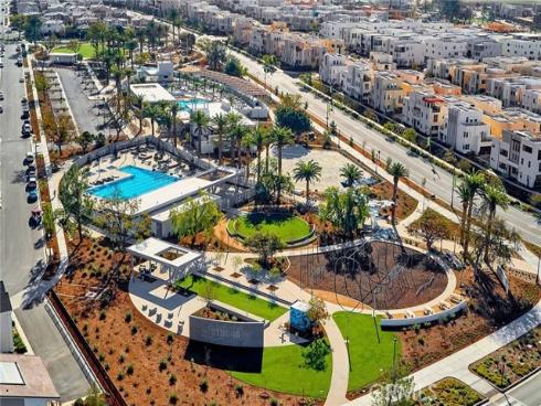 137  Smallwheel  , Irvine, CA