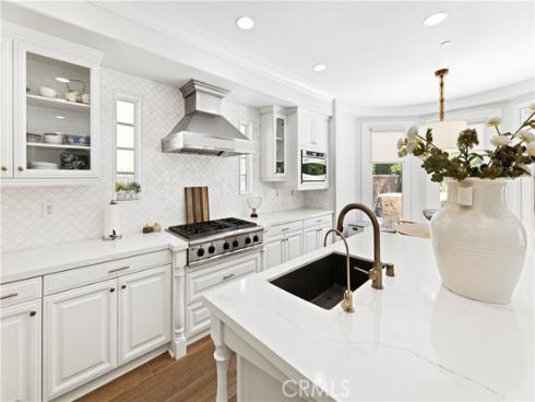 54 Valley Terrace , Irvine, CA