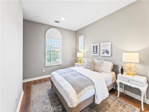 54 Valley Terrace , Irvine, CA