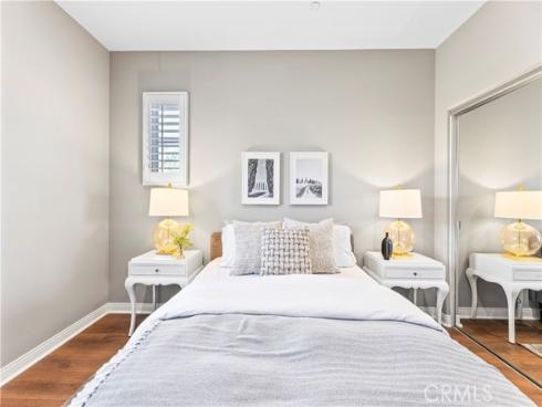 54 Valley Terrace , Irvine, CA