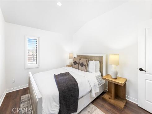 54 Valley Terrace , Irvine, CA