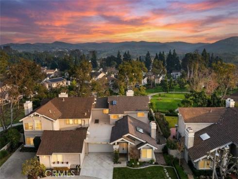 26 Windflower , Irvine, CA