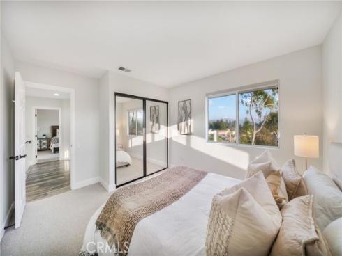 26 Windflower , Irvine, CA